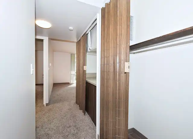 Property at Bay Roc - 667 McVey Ave, Lake Oswego, OR, 97034, 1-3 bed, 1-1.5 bath, [object Object]