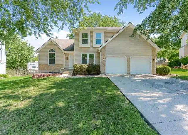 Property at 11531 S Lennox St, Olathe, KS, 66061, 4 beds, 2.5 baths, [object Object]