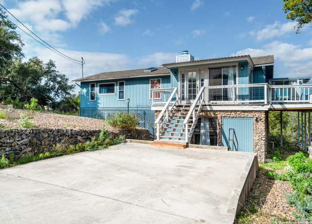 Photo of 193 Black Oak Dr, Canyon Lake, TX 78133