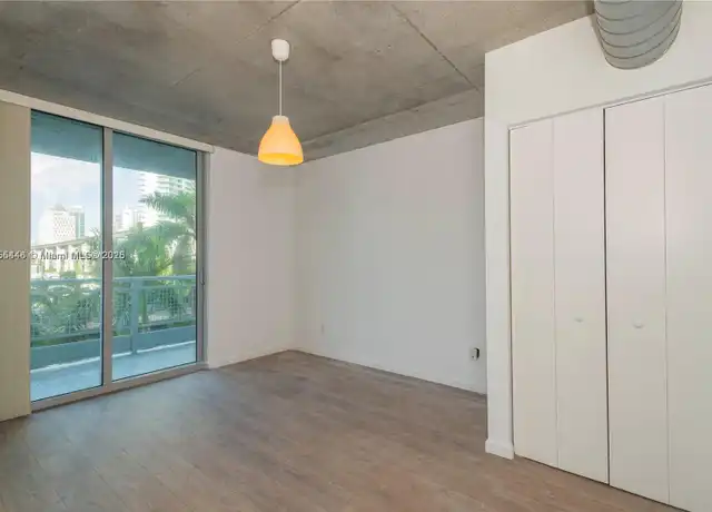 Property at 690 SW 1st Ct #405, Miami, FL, 33130, 1 bed, 1 bath, [object Object]