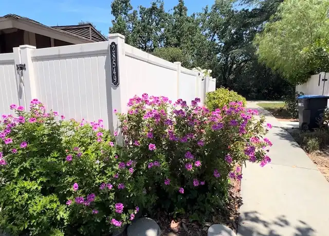 Property at 28549 Conejo View Dr, Agoura Hills, CA, 91301, 2 beds, 2 baths, [object Object]