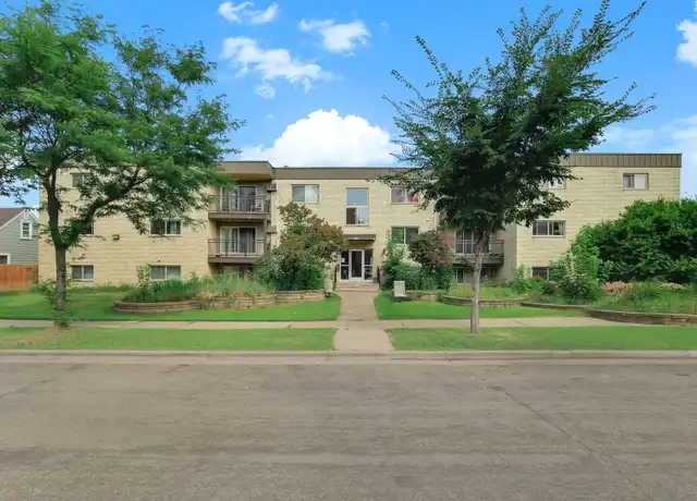 Property at 1749 Montana Ave E Unit 203, St Paul, MN, 55106, 2 beds, 1 bath, [object Object]