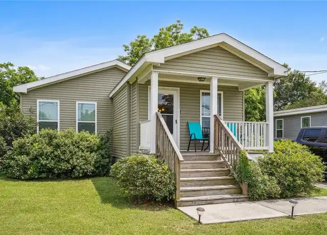 Property at 117 Planters Canal Rd, Belle Chasse, LA, 70037, 4 beds, 2 baths, [object Object]