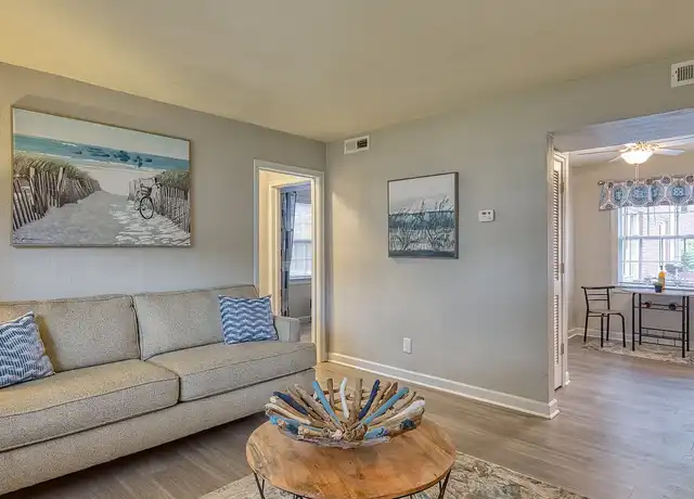 Property at 7603 Bondale Ave, Norfolk, VA, 23505, 0-2 beds, 1 bath, [object Object]