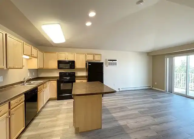 Property at Minot Place Apartments - 1710 13th St SE, Minot, ND, 58701, 0-3 beds, 1-2 bath, [object Object]