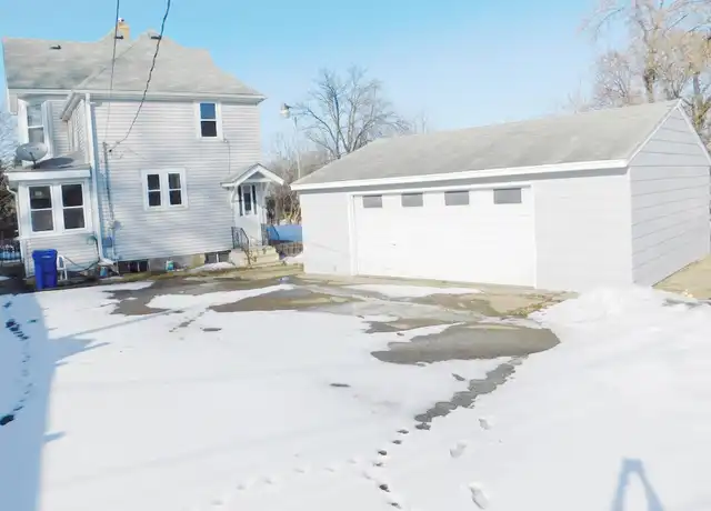 Property at 134 Cook Ave E, Saint Paul, MN, 55117, 4 beds, 1 bath, [object Object]