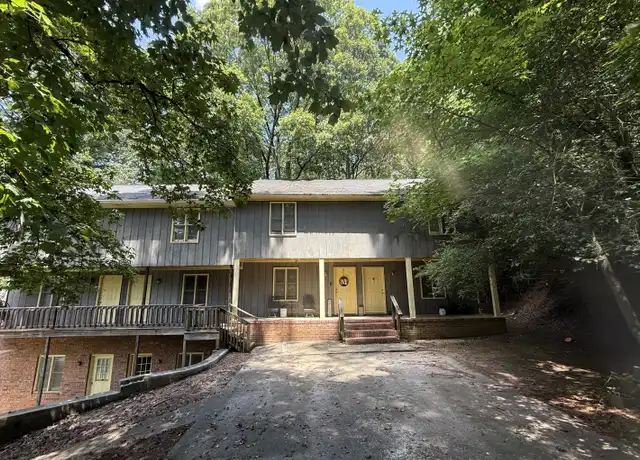 Property at 2 Cliffview Dr SE Apt 2, Rome, GA, 30161, 2 beds, 1.5 baths, [object Object]