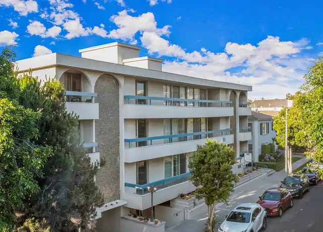 Property at Wilshire Regency Apts. - 6331 Orange St, Los Angeles, CA, 90048, 0 beds, 1 bath, [object Object]