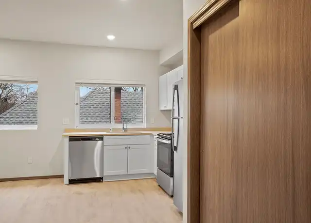 Property at Cannon Apartments - 1175 N Cannon St, Spokane, WA, 99201, 2 beds, 1 bath, [object Object]