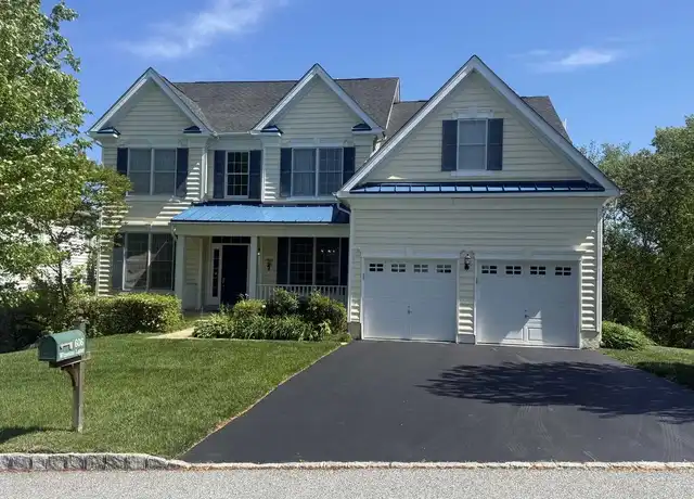 Property at 606 Winston Ln, West Chester, PA, 19382, 5 beds, 3 baths, [object Object]