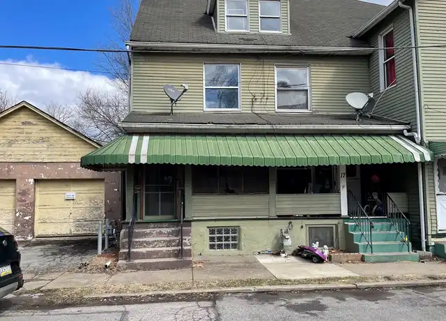 Property at 15 Darlington Ave, New Castle, PA, 16102, 4 beds, 1 bath, [object Object]
