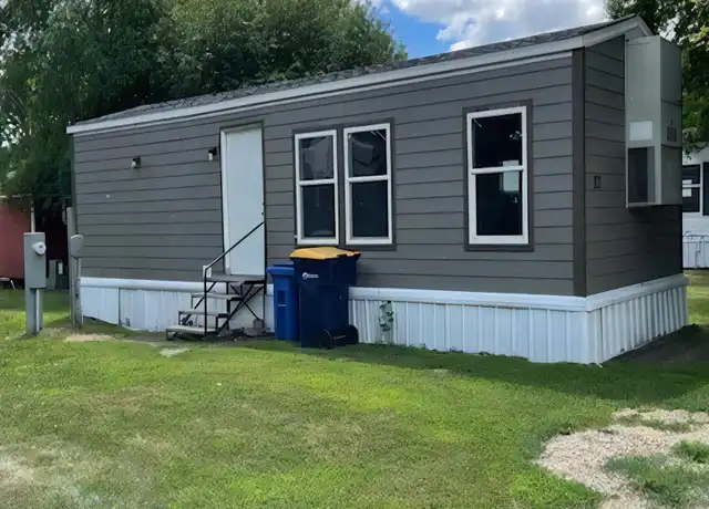 Property at 22 13th St S, Oakes, ND, 58474, 2 beds, 1 bath, [object Object]