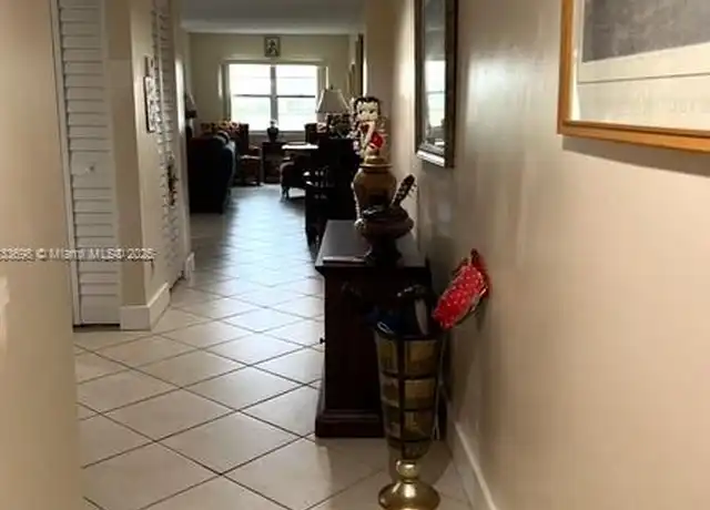 Property at 13055 SW 15th Ct Unit 111S, Pembroke Pines, FL, 33027, 1 bed, 1.5 baths, [object Object]