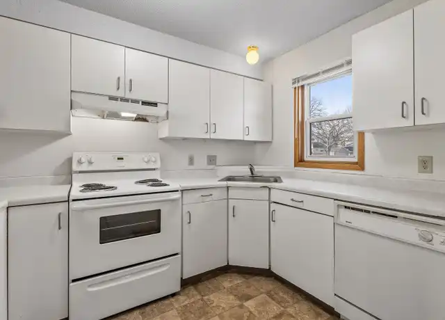Property at 2457 Cole Ave SE Unit 2541, Minneapolis, MN, 55414, 3 beds, 2 baths, [object Object]