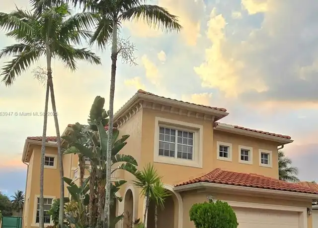 Property at 5016 SW 134th Ave, Miramar, FL, 33027, 4 beds, 2.5 baths, [object Object]