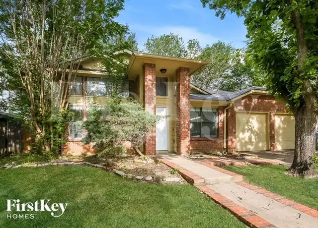 Property at 6216 Fairlane Dr, Arlington, TX, 76001, 3 beds, 2 baths, [object Object]