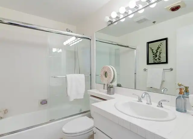 Property at 111 Chestnut St, San Francisco, CA, 94111, 1 bed, 1 bath, [object Object]