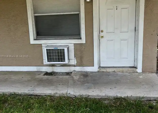 Property at 1030 NW 3rd Ave Unit 1, Fort Lauderdale, FL, 33311, 1 bed, 1 bath, [object Object]
