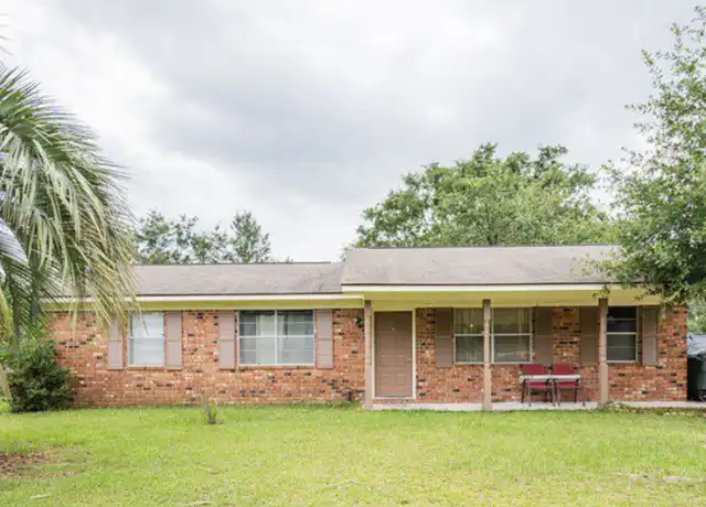 Property at 121 Deerwood Ct, Hinesville, GA, 31313, 3 beds, 2 baths, [object Object]