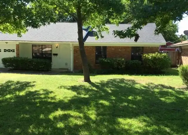 Property at 818 Quinette Dr, Seagoville, TX, 75159, 3 beds, 2 baths, [object Object]