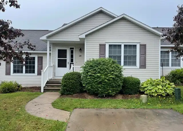 Property at 24 Shady Ln, Oswego, NY, 13126, 1 bed, 1 bath, [object Object]