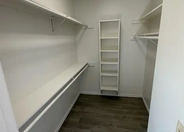 Property at 344 Westview Ln, Canton, TX, 75103, 1 bed, 1 bath, [object Object]