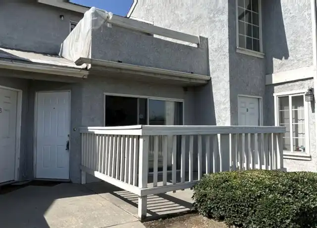 Property at 190 W Walnut Ave Unit C, Rialto, CA, 92376, 2 beds, 2.5 baths, [object Object]