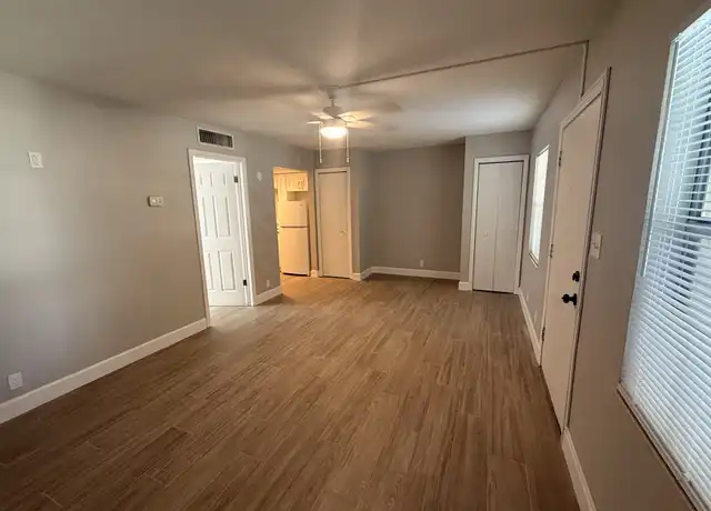 Property at 209 Columbia Dr Unit 3, Tampa, FL, 33606, 1 bed, 1 bath, [object Object]