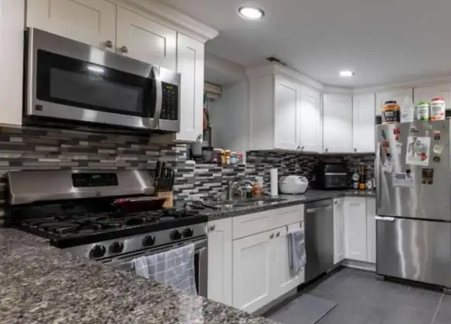 Property at 2651 W Armitage Ave, Chicago, IL, 60647, 4 beds, 2 baths, [object Object]