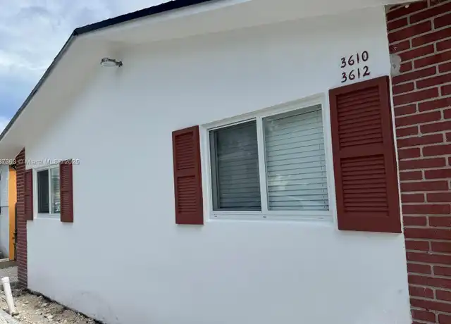 Property at 3610 SW 25th Ter Unit 3612, Miami, FL, 33133, 2 beds, 1 bath, [object Object]
