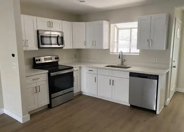 Property at 3037 N 24th Ln, Phoenix, AZ, 85015, 2 beds, 2 baths, [object Object]