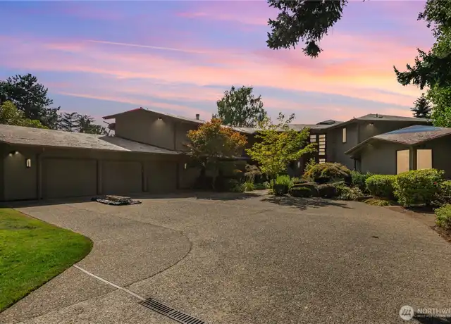 Property at 88 Cascade Ky, Bellevue, WA, 98006, 4 beds, 4.5 baths, [object Object]