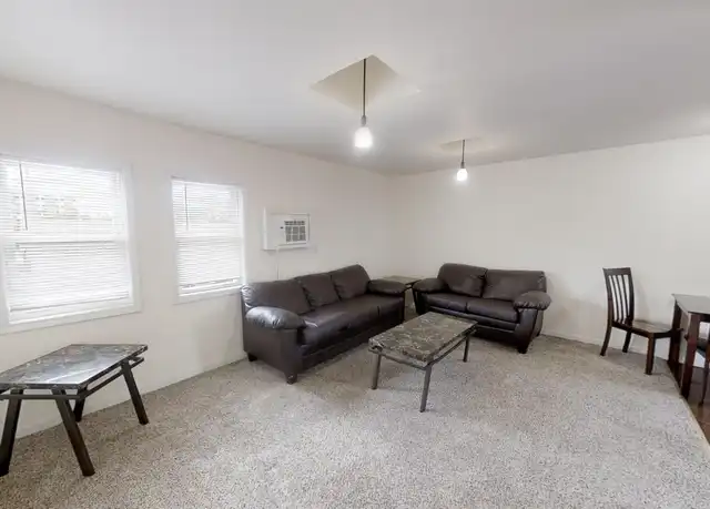 Property at 305 E White St, Champaign, IL, 61820, 3 beds, 1 bath, [object Object]