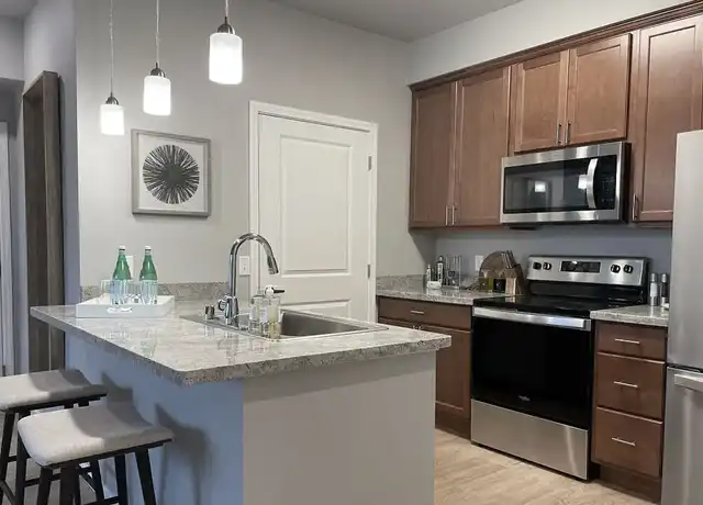 Property at LIVEasy Street - 3272 School St, Wenatchee, WA, 98801, 1-2 bed, 1-2 bath, [object Object]