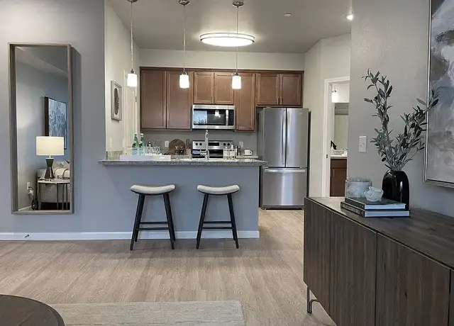 Photo of 3272 School St, Wenatchee, WA 98801