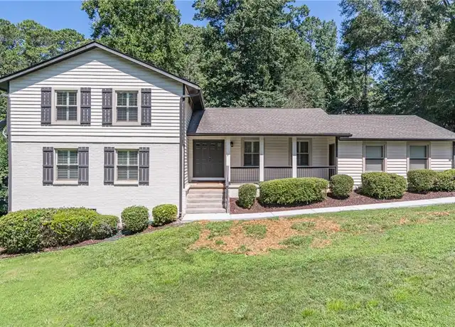 Property at 9630 Pine Thicket Way, Roswell, GA, 30075, 5 beds, 3 baths, [object Object]