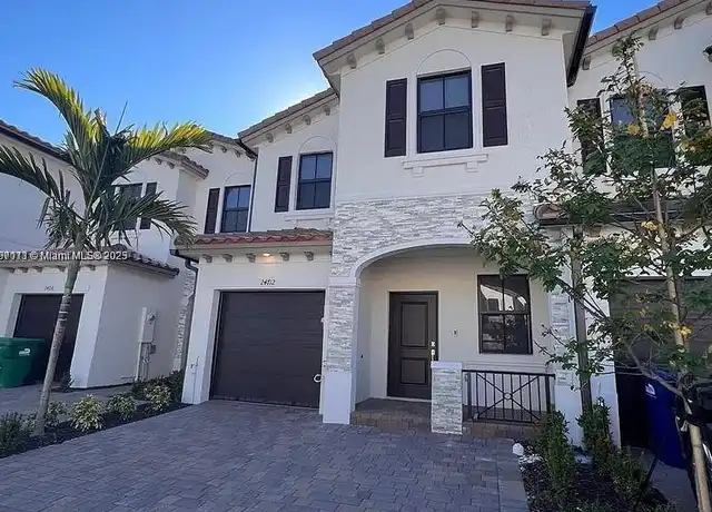 Property at 24700 SW 119th Pl, Princeton, FL, 33032, 3 beds, 2.5 baths, [object Object]