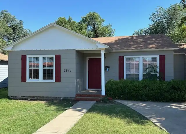 Property at 2811 26th St, Lubbock, TX, 79410, 2 beds, 2 baths, [object Object]