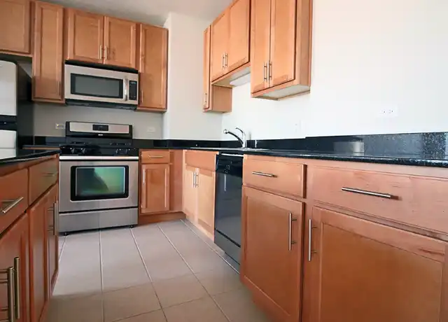 Property at 353 N Clinton St, Chicago, IL, 60661, 0 beds, 1 bath, [object Object]