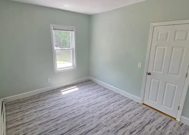 Property at 41 Woodbine St, Providence, RI, 02906, 2 beds, 1 bath, [object Object]