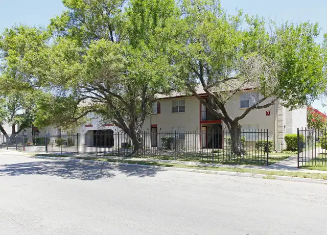 Property at 8438 Quail Creek Dr Unit 1240, San Antonio, TX, 78218, 1 bed, 1 bath, [object Object]