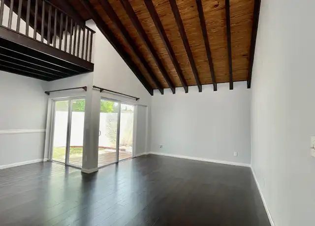 Property at 1701 Haverhill Ct Unit a, Clearwater, FL, 33761, 3 beds, 2 baths, [object Object]
