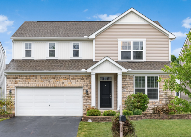 Photo of 294 McElhinny Ln, Lewis Center, OH 43035