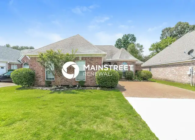 Property at 4933 Graham Lake Dr, Olive Branch, MS, 38654, 3 beds, 2 baths, [object Object]