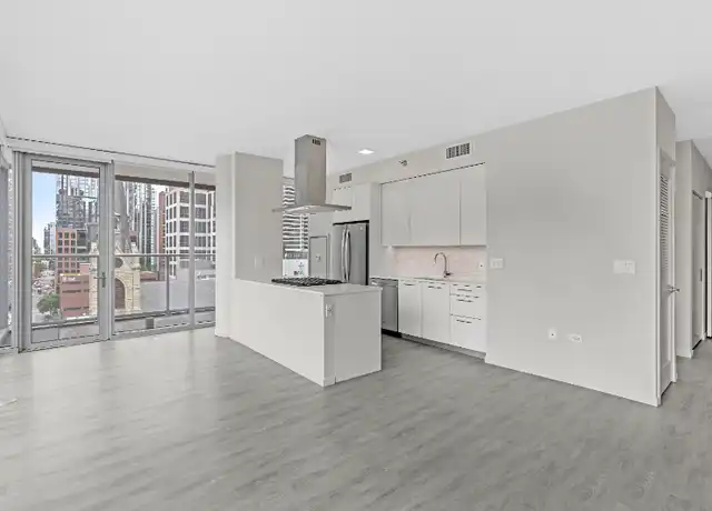 Property at 13 E Huron St, Chicago, IL, 60611, 1 bed, 1 bath, [object Object]