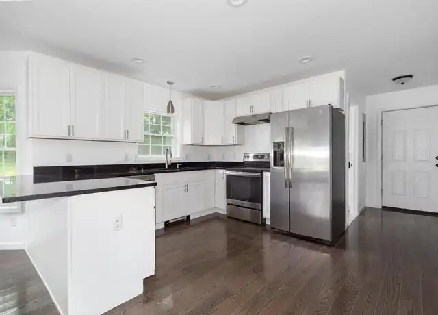 Property at 80 W Dorsey Ln Unit B, Hyde Park, NY, 12538, 2 beds, 1 bath, [object Object]
