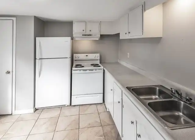 Property at Royal Oaks Apartment Homes - 22 Central School Rd, Hattiesburg, MS, 39401, 1-2 bed, 1-1.5 bath, [object Object]