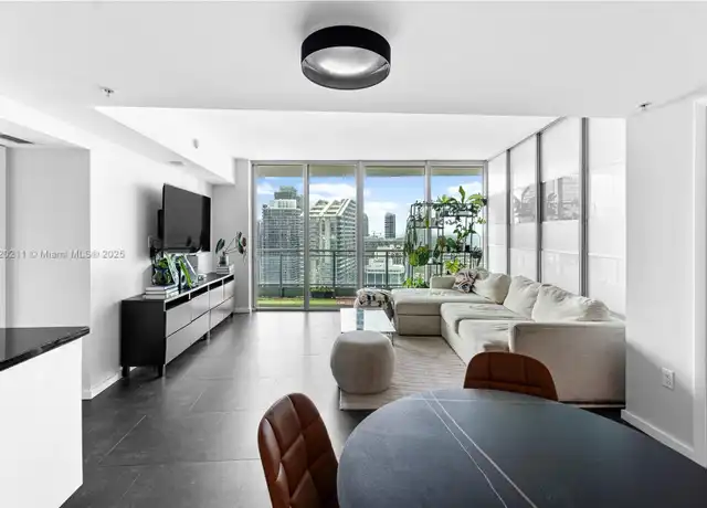 Property at 92 SW 3rd St #4604, Miami, FL, 33130, 2 beds, 2 baths, [object Object]