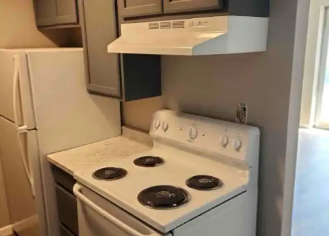 Property at 20-60 S Linden Rd, Mansfield, OH, 44906, 2 beds, 1 bath, [object Object]