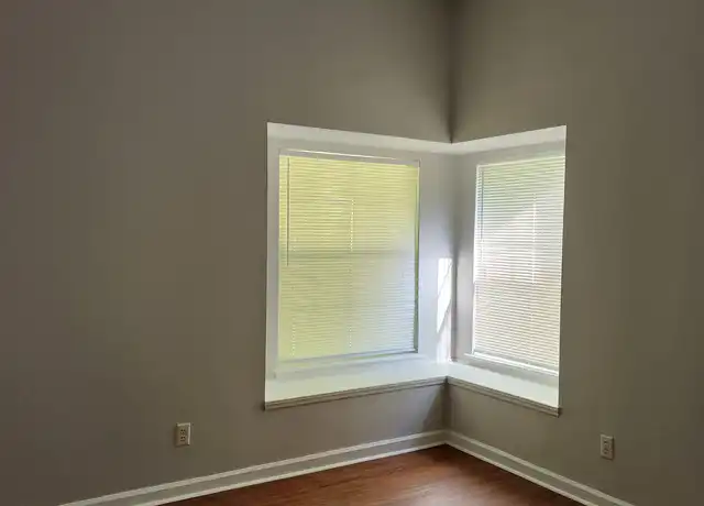 Property at 3607 McCuiston Rd, Greensboro, NC, 27407, 2 beds, 1 bath, [object Object]